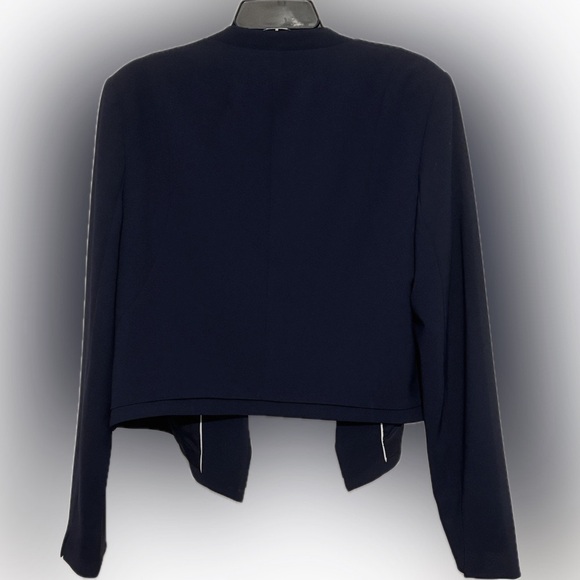 🩷💥 White House Black Market Navy Blue Cropped Blazer NWT 💥🩷 Great Buy - Picture 2 of 6